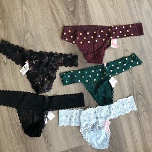 VS PINK LACE THONGS SIZE L